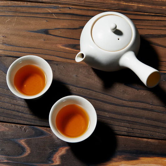 砂炒りほうじ茶15g(三重産)-熱した砂による穏やかな焙煎香-【THREETEA】