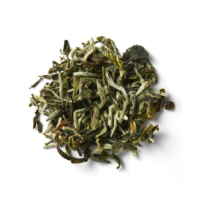 ダージリン シルバーニードルズ15g(インド･ダージリン産)　-新芽のみを使った、繊細な味わいの茶葉-【THREETEA】